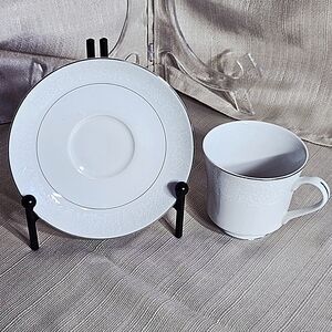 Crown Victoria "Lovelace" fine china vintage teacup and saucer set